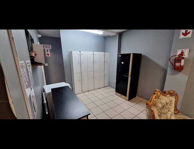 350M² APARTMENT BLOCK FOR SALE IN GQEBERHA CENTRAL